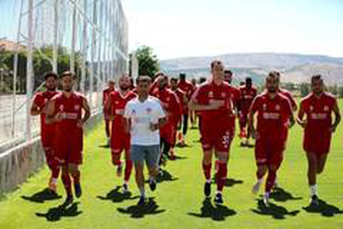 Sivasspor 13 Ağustos\'ta toplanıyor