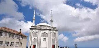 Sultan Alparslan Camii ibadete açıldı