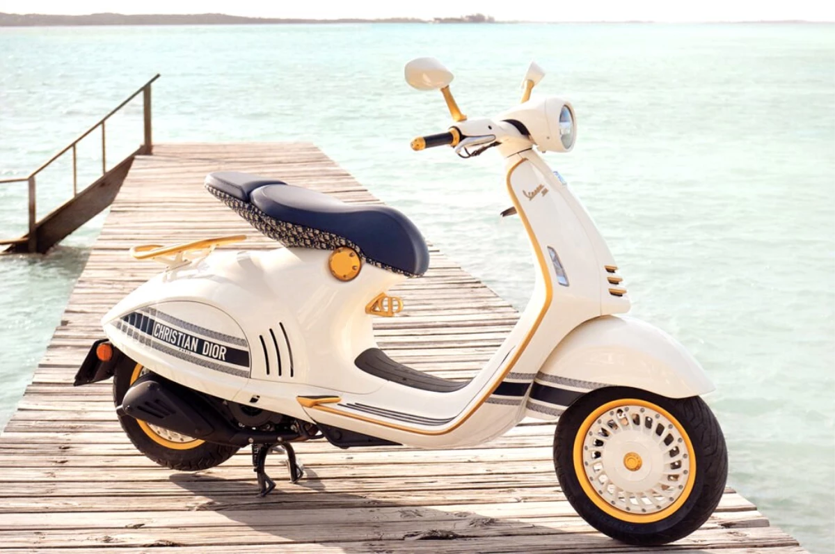 Vespa ve Christian Dior\'dan ortak tasarım: Vespa 946!