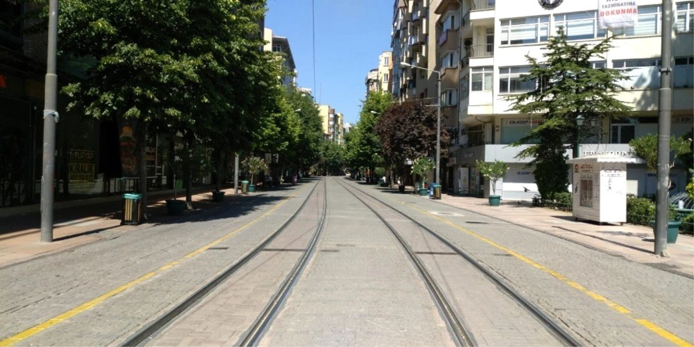 Son Dakika: Eskişehir bayramda sessizliğe büründü