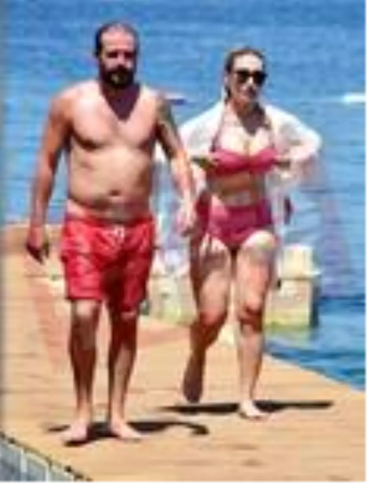 İrem Derici\'nin Bodrum tatili