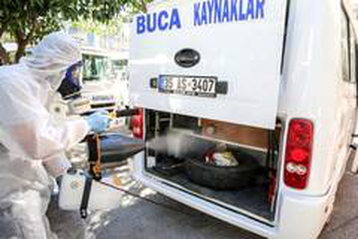 Kaynaklar dolmuşlarında bayrama özel dezenfekte çalışması