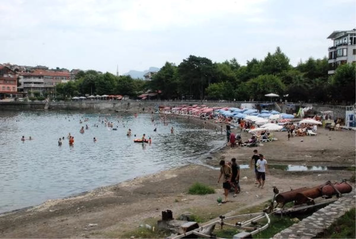 Amasra, bayramda tatilcilerin akınına uğradı