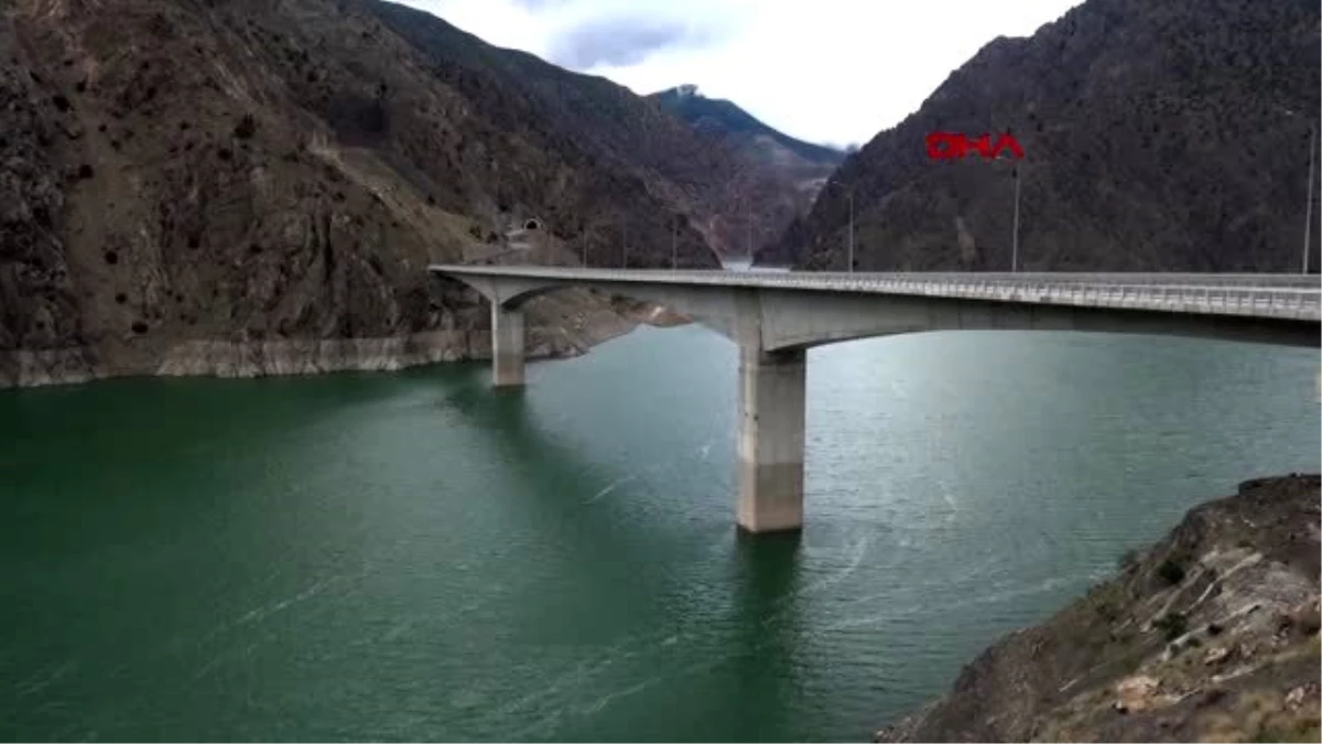 ARTVİN Çoruh Nehri üzerindeki 3 barajda, su seviyesi azaldı