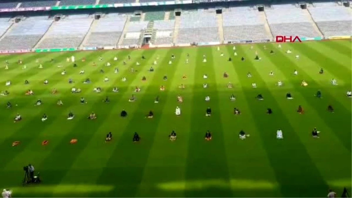 İrlanda\'nın ünlü stadyumu Kurban Bayramı için Müslümanlara açıldı