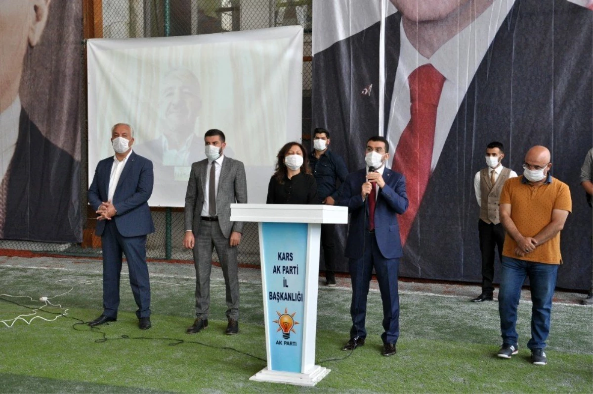Kars\'ta AK Partililer bayramlaştı
