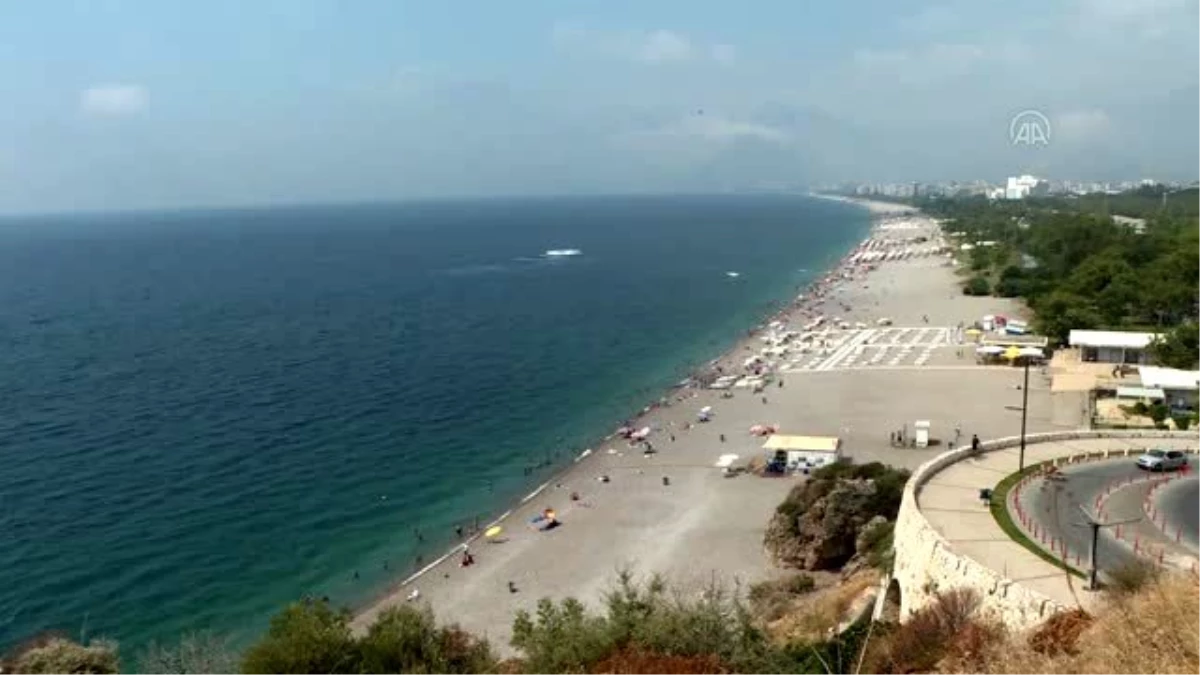 Antalya sahillerinde bayram tatili yoğunluğu (2)