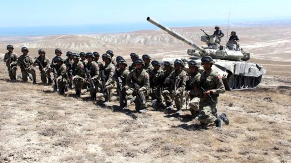 Fotoğraflarla dünyaya gözdağı! Azerbaycan ile Türkiye arasında tatbikat devam ediyor