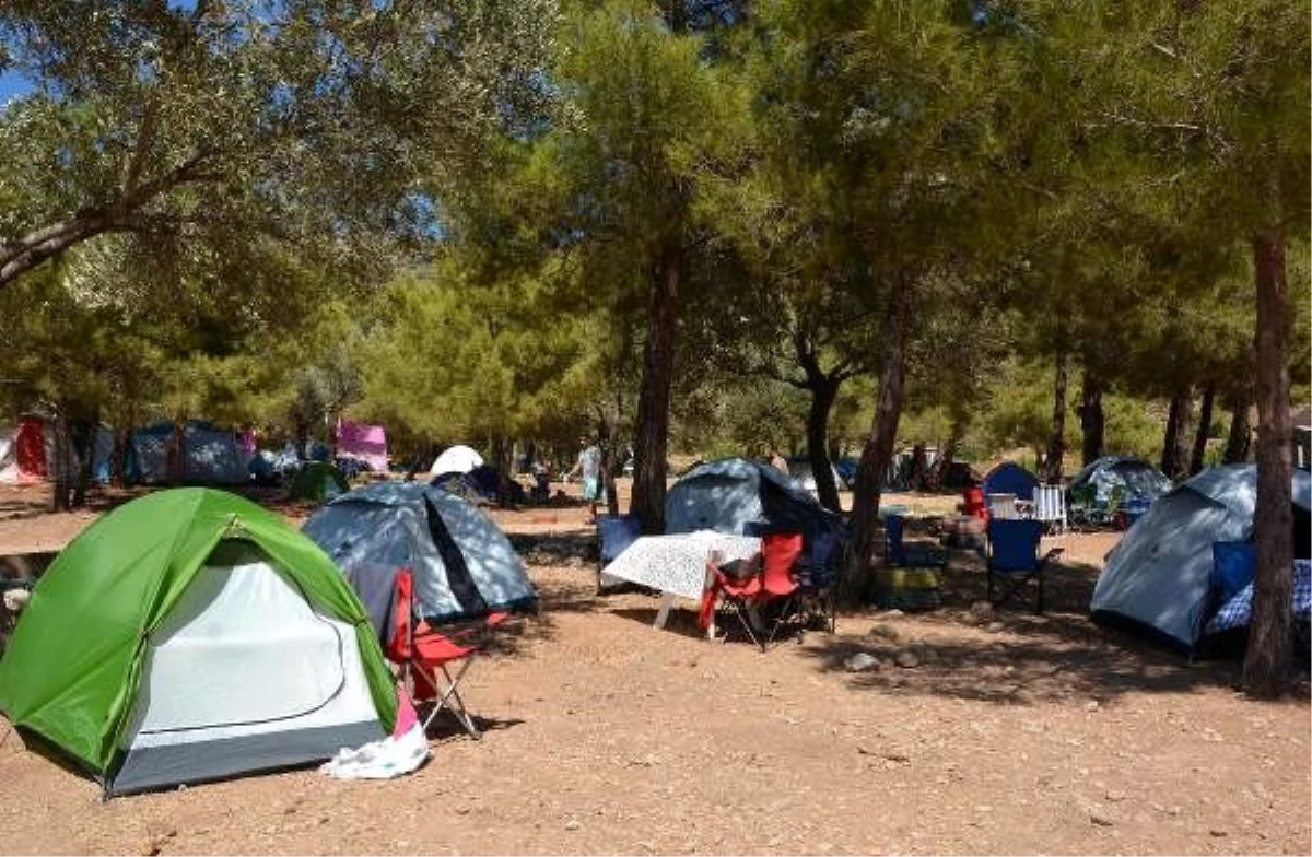 Datça\'daki çadır kamplara tatilci akını