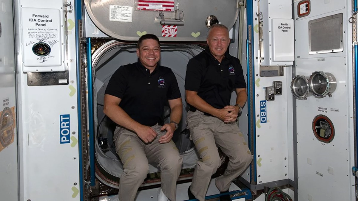 ABD\'li astronotların Space X aracıyla dünyaya dönmeleri bekleniyor