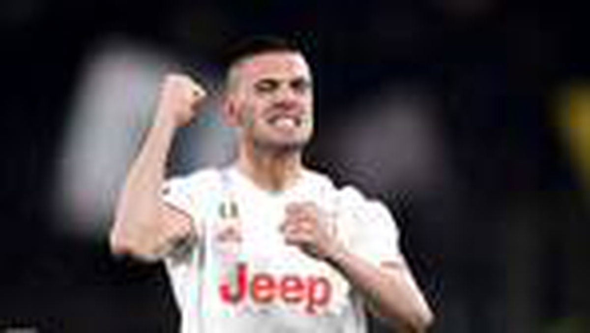 Merih Demiral Juventus\'un Şampiyonlar Ligi kadrosuna alındı!