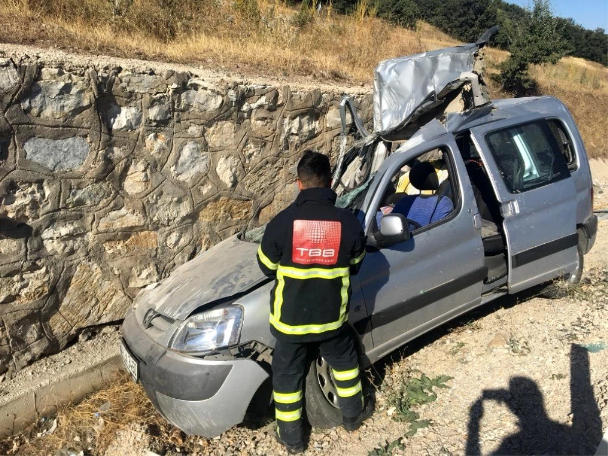 Amasya\'da trafik kazası: 1 ölü, 1 yaralı