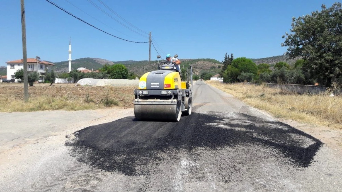 Büyükşehir asfalt ekipleri bayramda da durmadı