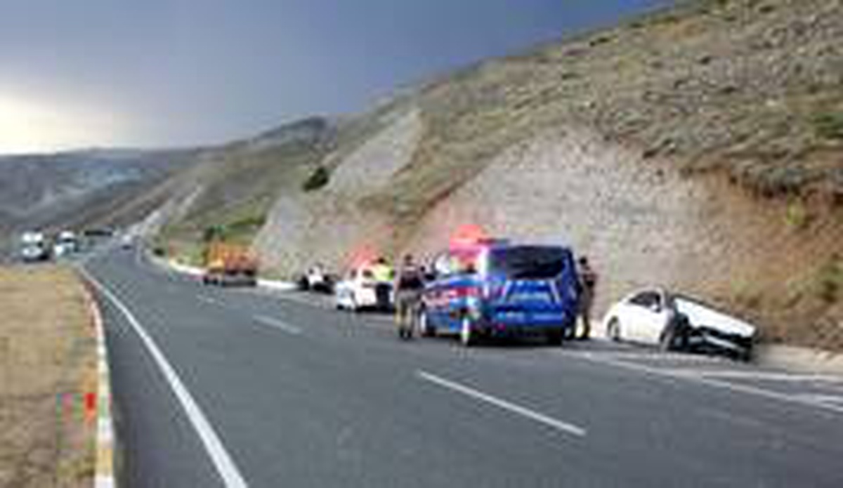 Erzincan\'da bayram süresince meydana gelen trafik kazalarında 43 kişi yaralandı