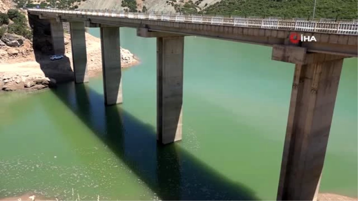 Son dakika haberi! Gülistan, kodu 885 metreye düşürülen barajda aranıyor