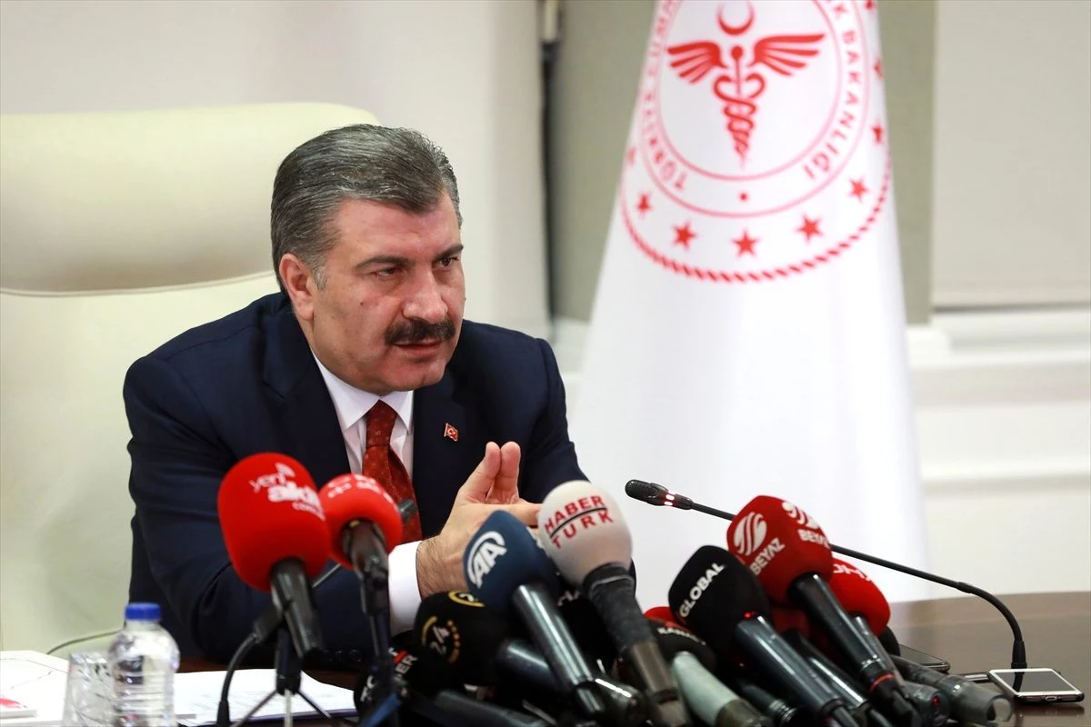 Son Dakika: Türkiye\'de 4 Ağustos günü koronavirüs nedeniyle 18 kişi hayatını kaybetti, 1083 yeni vaka tespit edildi