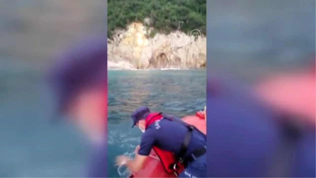 Su alan teknedeki 7 kişi kurtarıldı