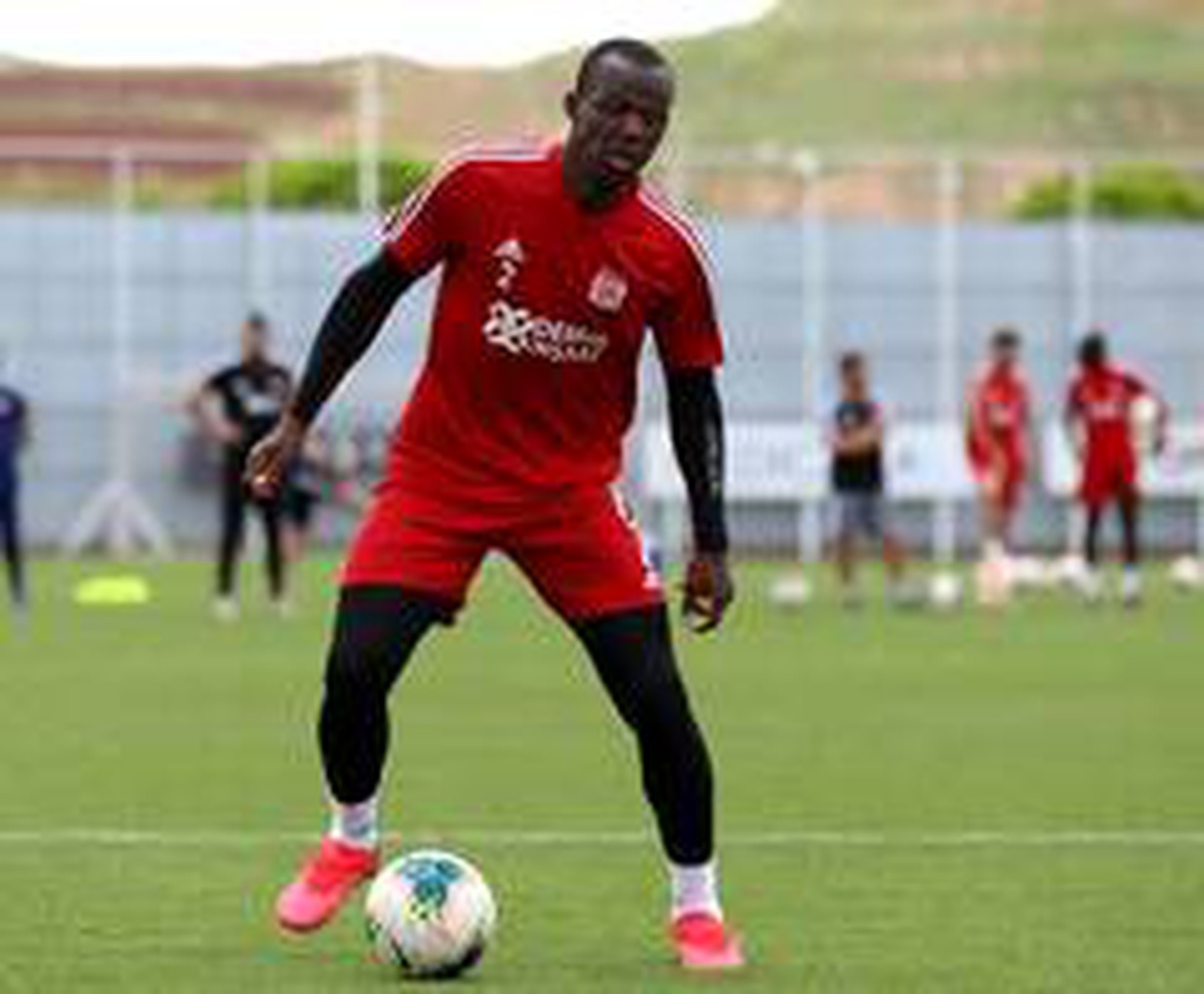 Son dakika haberleri | Arouna Kone, Sivasspor ile yeniden anlaştı