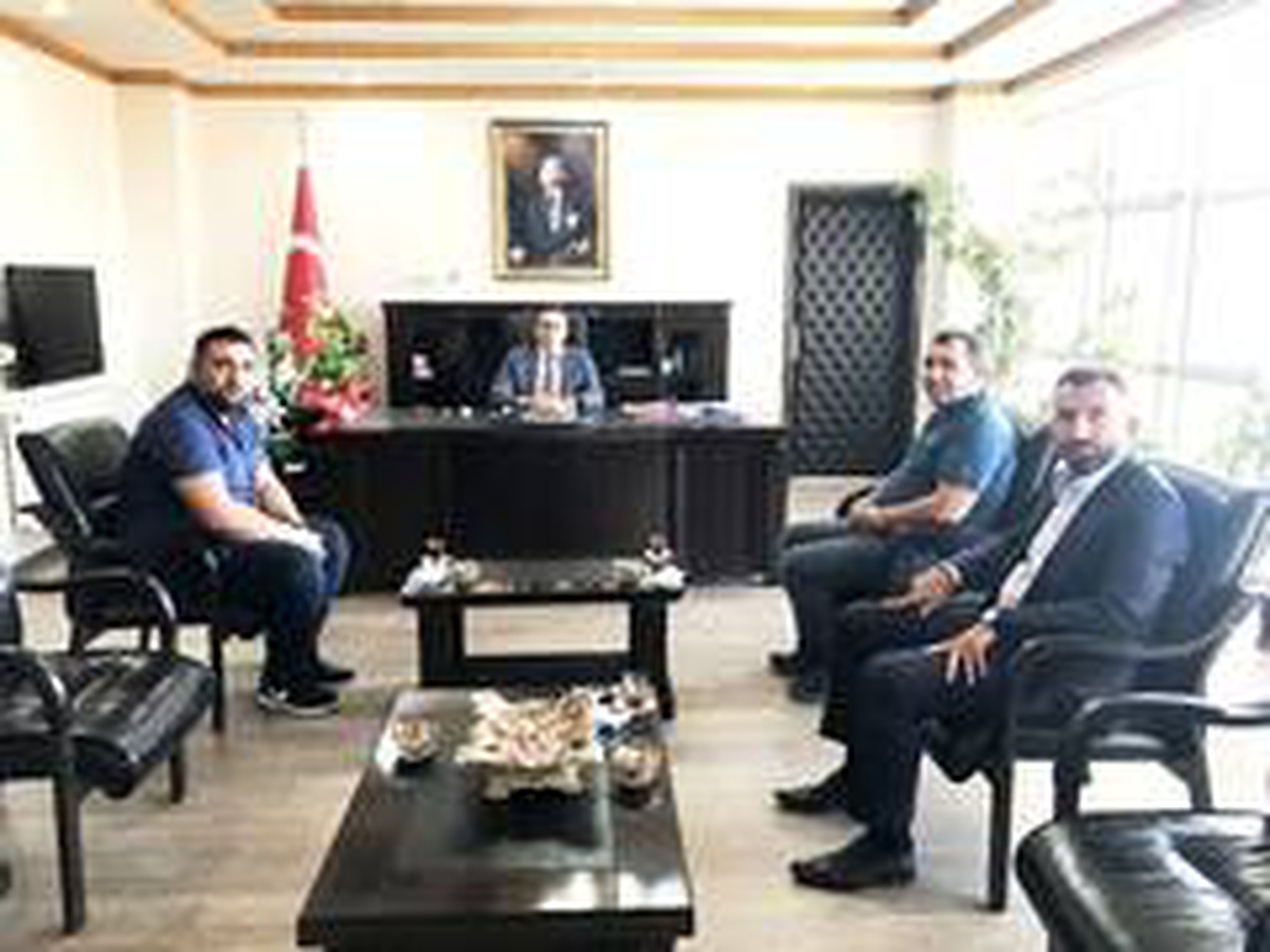 Burhaniye\'de Kaymakam Memiş\'e akademisyen ziyareti