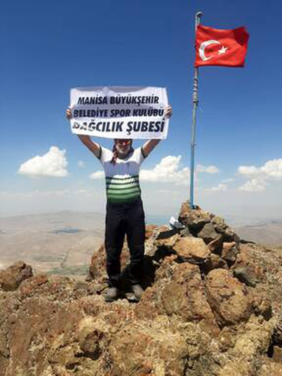 Dağcılar, Erek Dağı\'na tırmandı