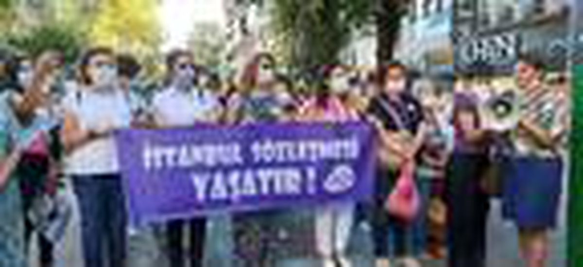 İzmit\'te kadınlar İstanbul Sözleşmesi\'nin uygulanmasını istedi