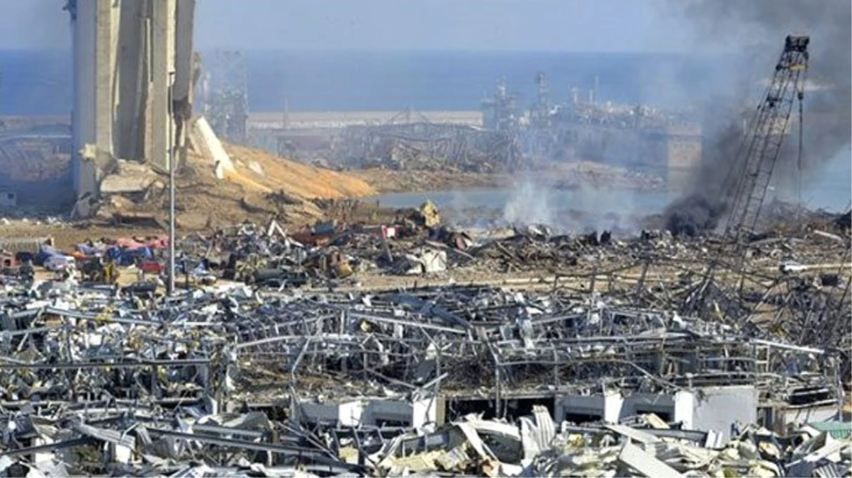 Lübnan\'daki patlamayla ilgili kafa karıştıran sözler: Ciddi şüpheler var