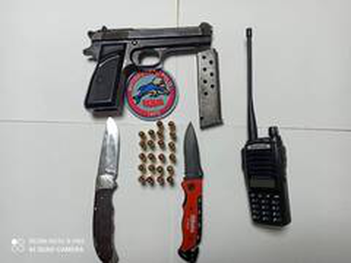 Polisin \'Dur\' ihtarına uymayıp araçla kaçan 4 şüpheli gözaltına alındı