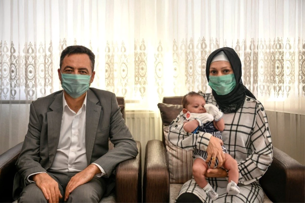Ahmet Melih bebeğin ilk altını Elbistan Belediyesi\'nden