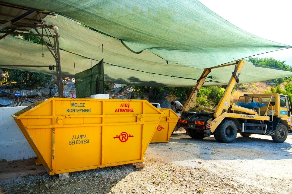 Alanya Belediyesi, Kurban Bayramı\'nda 3 bin 528 ton atık topladı