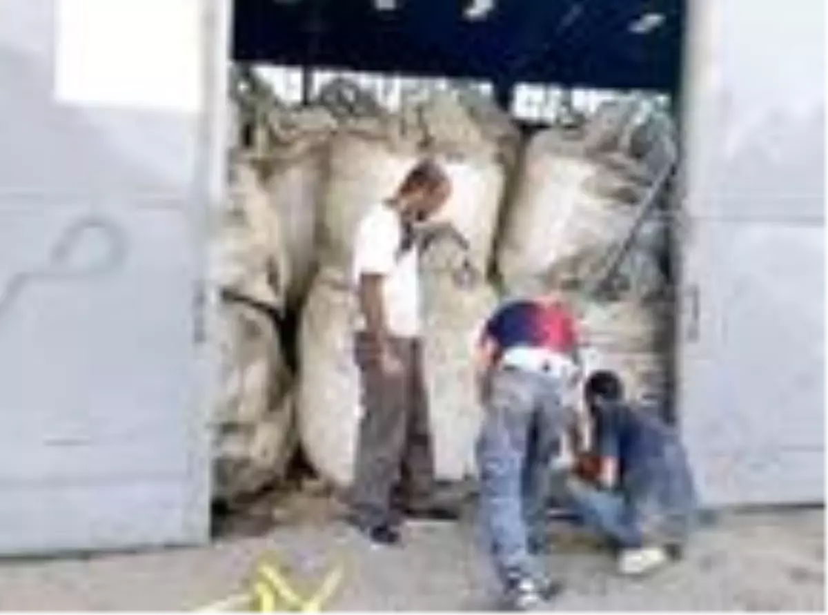 Beyrut\'u yok eden amonyum nitratın sahibinin Rus iş insanı Igor Grechushkin olduğu ortaya çıktı