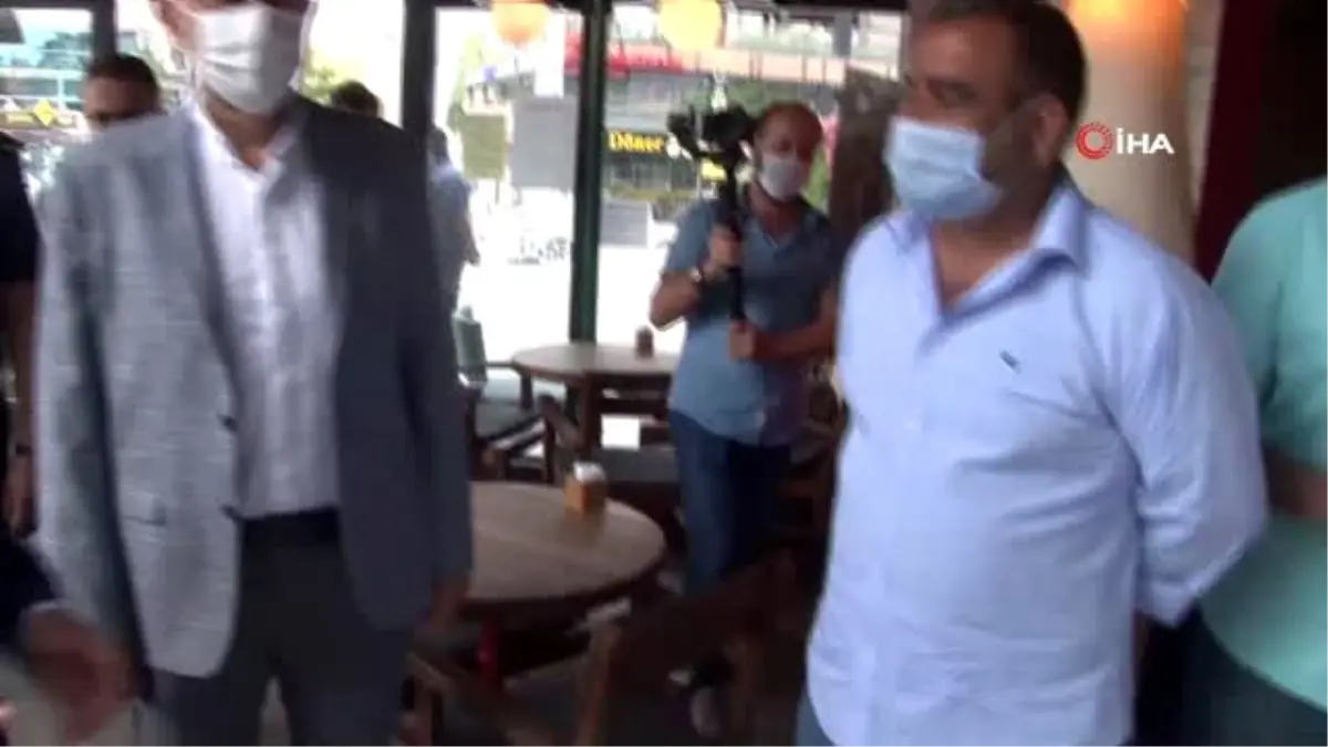 Çekmeköy\'de maske ve sosyal mesafeyi ilçe protokolü denetledi