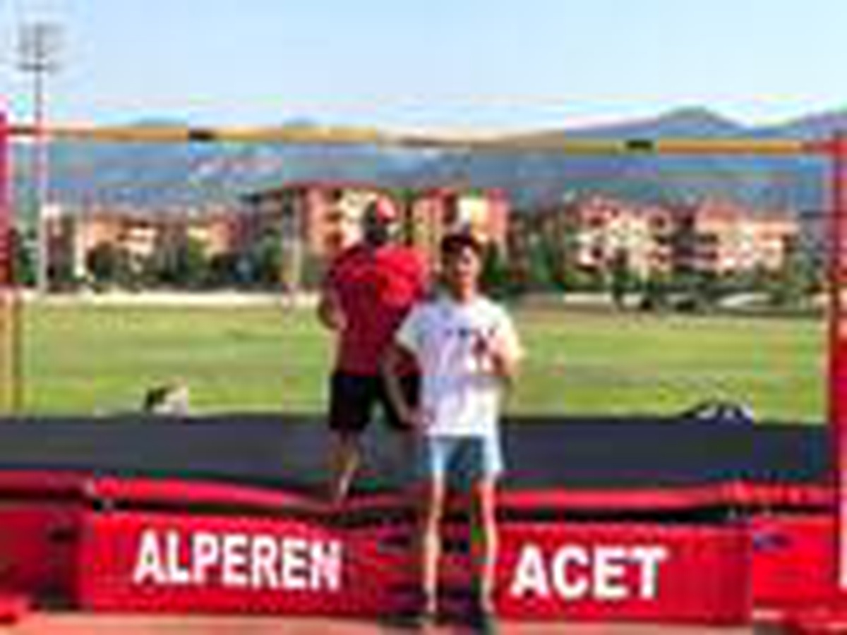 Milli atlet Alperen Acet, Avrupa\'da 5\'inci sıraya yükseldi