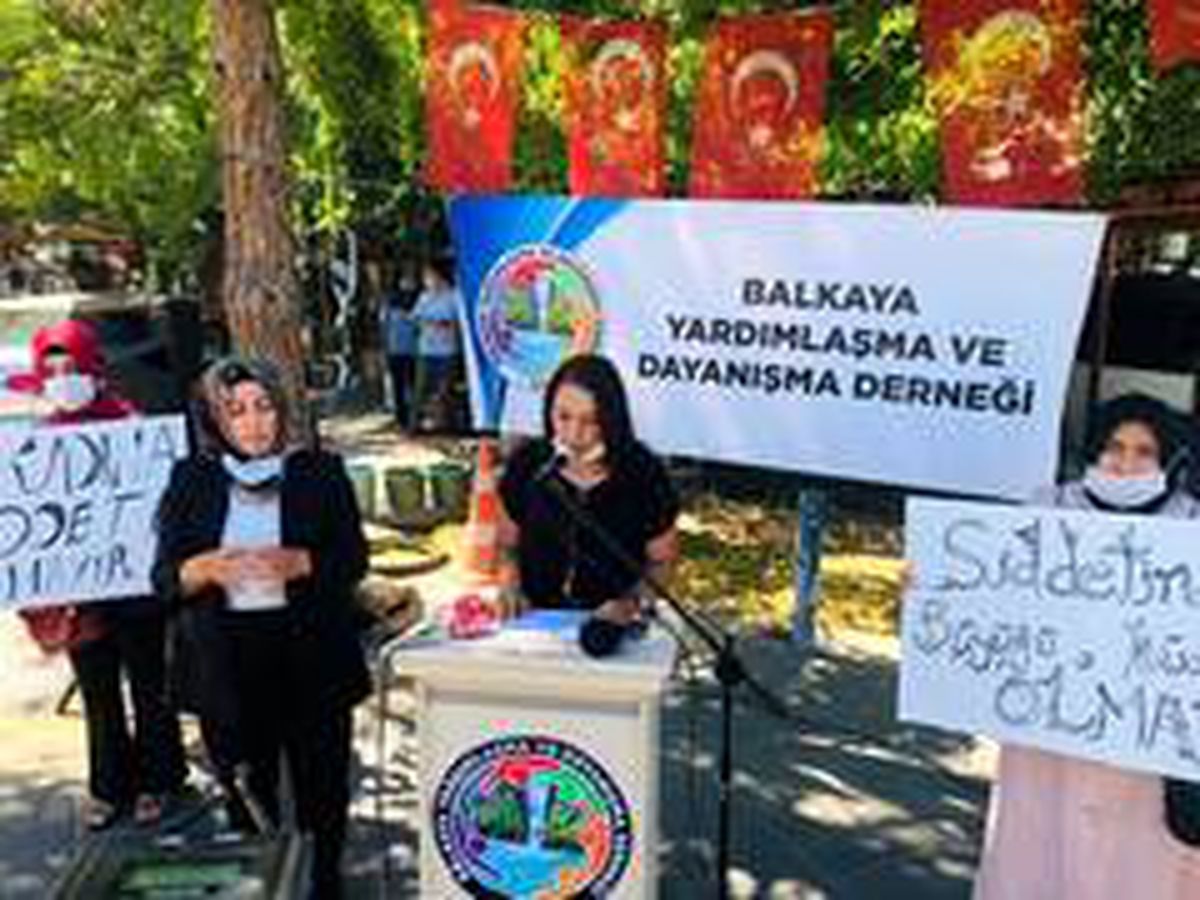Balkaya Yardımlaşma ve Dayanışma Derneği kadına şiddete \'Dur\' dedi