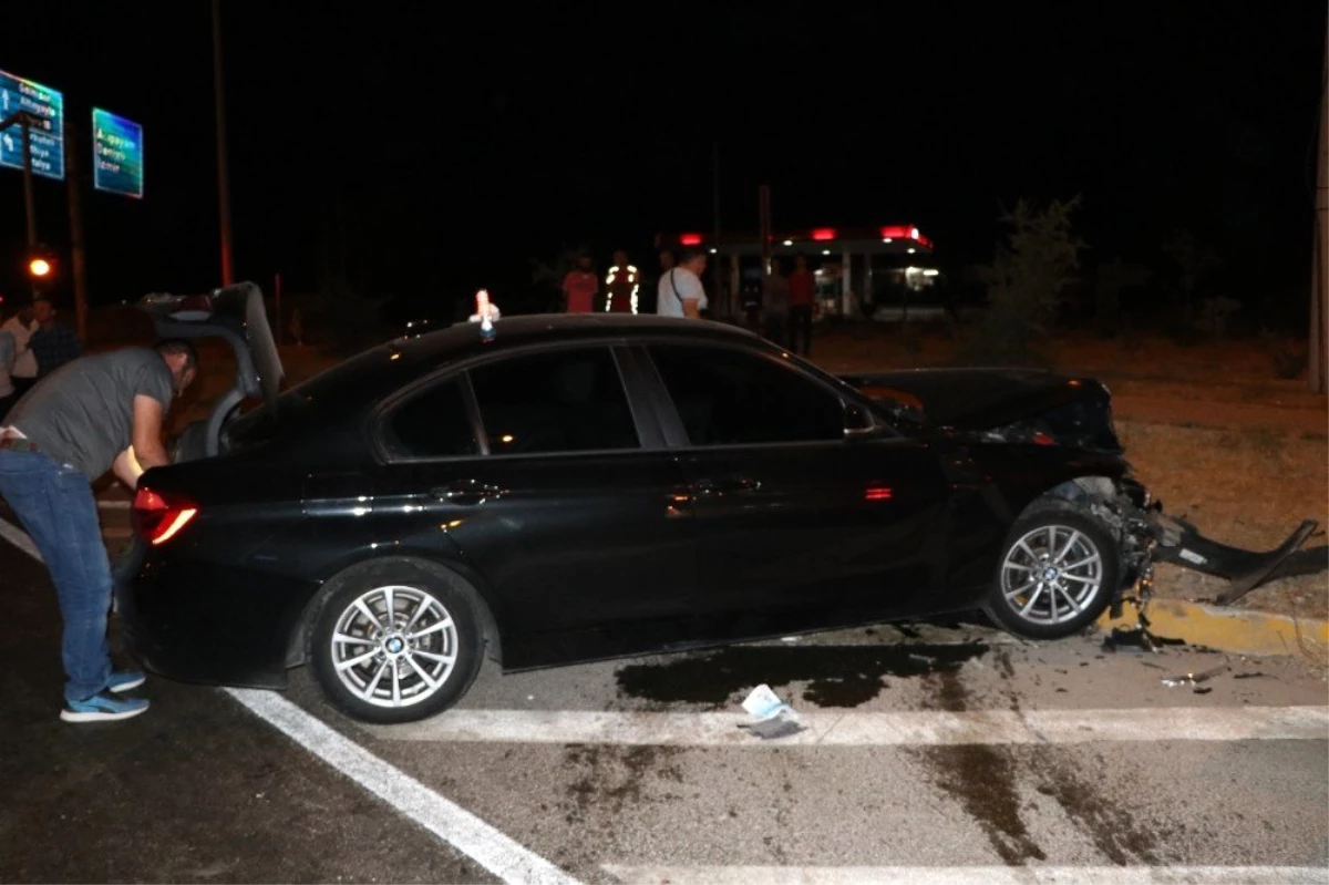 Burdur\'da trafik kazası: 3 yaralı