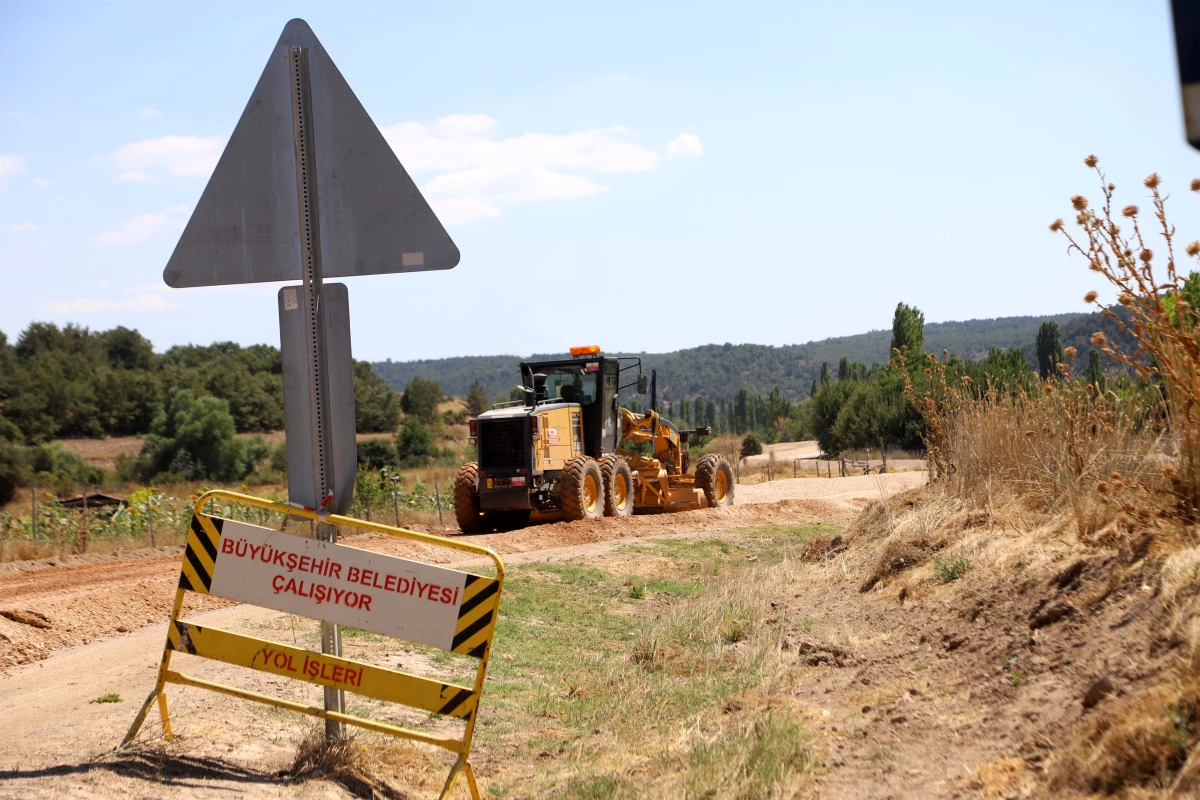 Kargın\'da stabilize yol çalışması devam ediyor