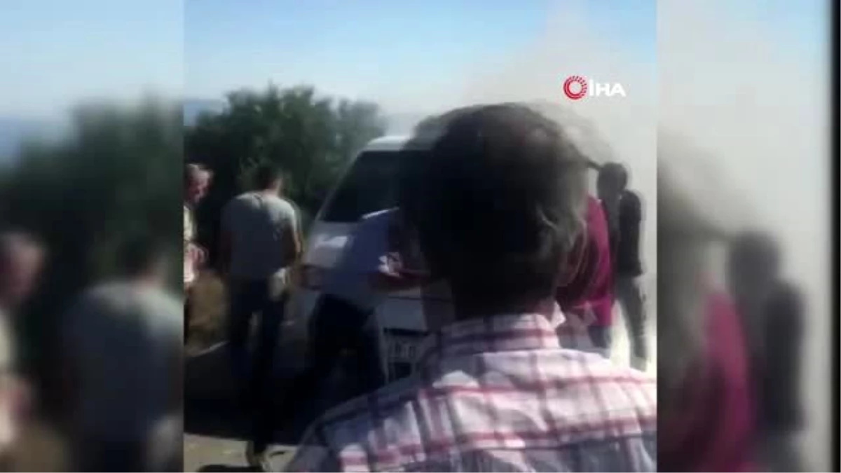 Seyir halindeki kamyonette çıkan yangına vatandaşlar müdahale etti