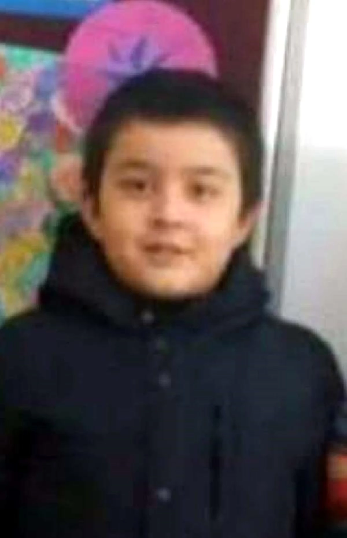 Üzerine demir kapı düşen 7 yaşındaki Cebrail, hayatını kaybetti