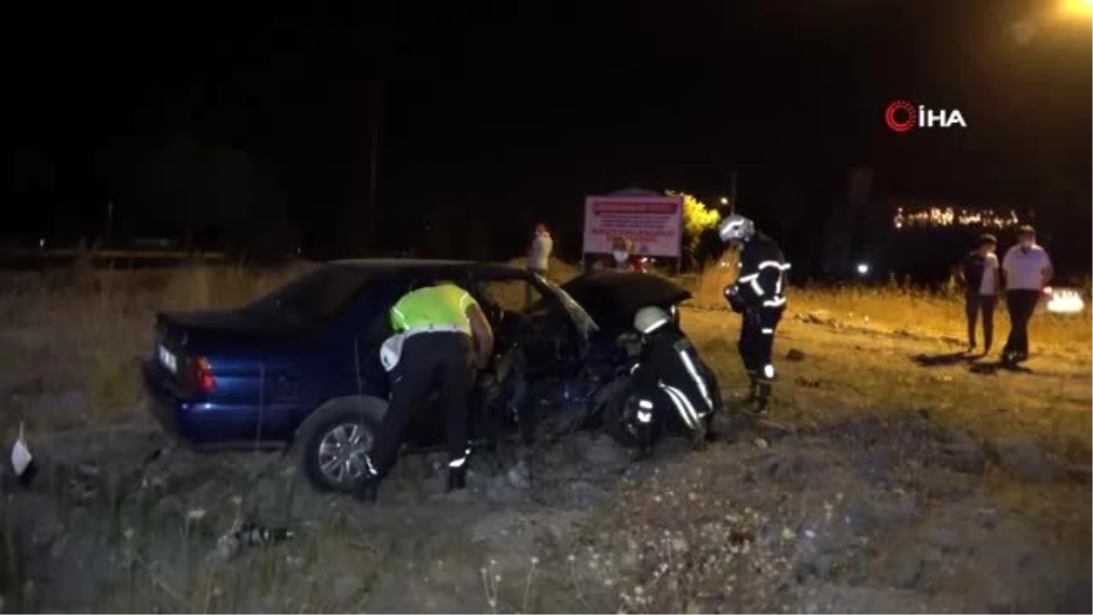 Isparta\'da iki otomobil çarpıştı: 7 yaralı