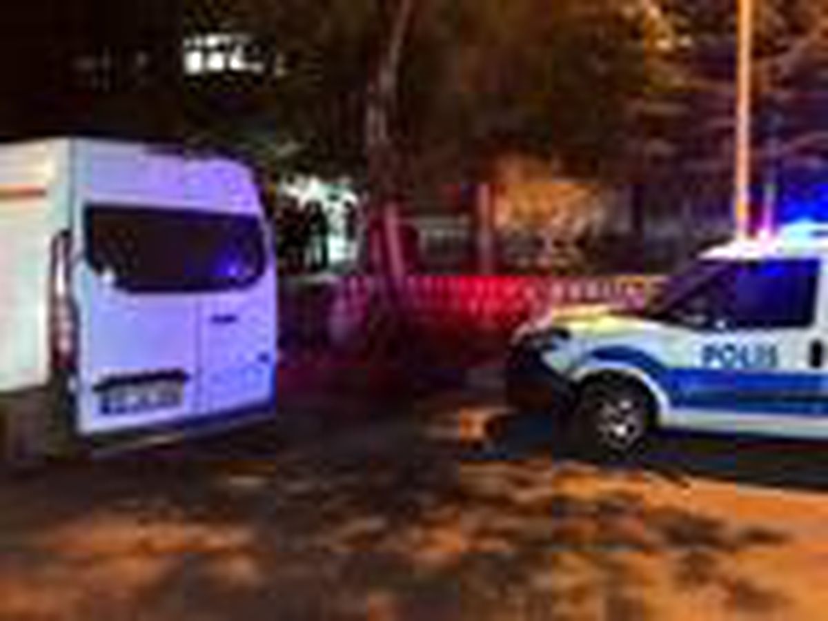 Kayseri\'de, 3\'üncü kattan düşen emekli öğretmen öldü