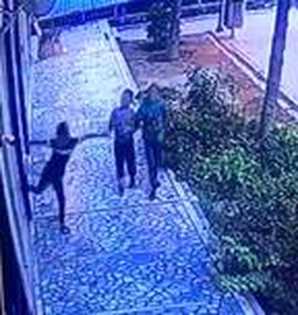 3 çocuk, çaldıkları güvenlik kamerasına yansıdı