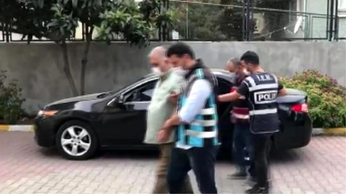 Bakırköy ve Beyoğlu\'nda değnekçilik yapan 4 kişi gözaltına alındı
