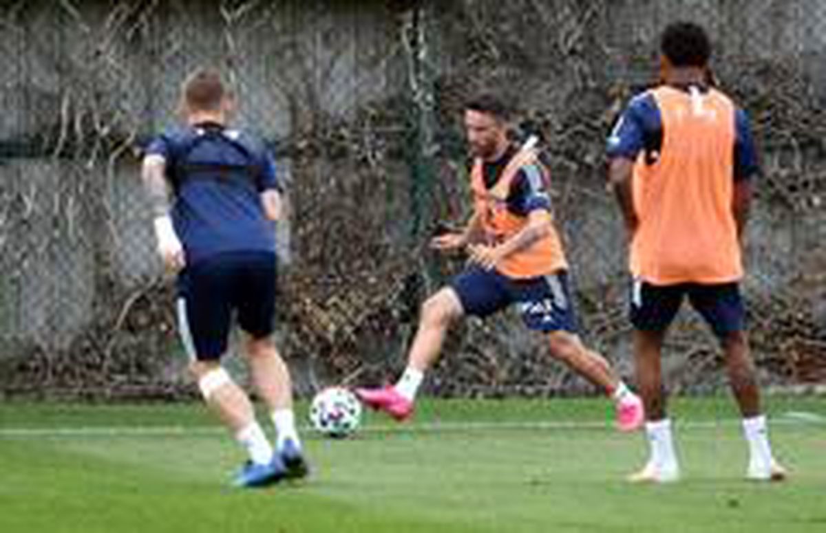 Son Dakika | Fenerbahçe\'de hazırlıklar sürüyor