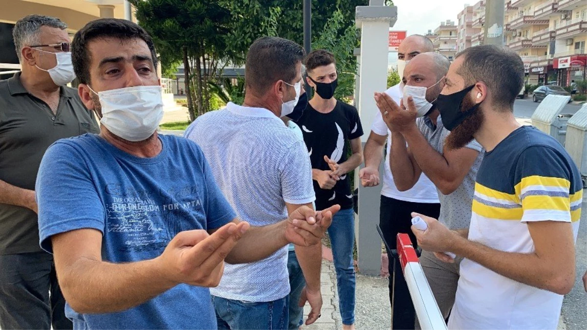 İskenderun\'da cenazeler karıştı: Türk vatandaşın naaşı Suriyeli aile tarafından teslim alınınca gerginlik yaşandı