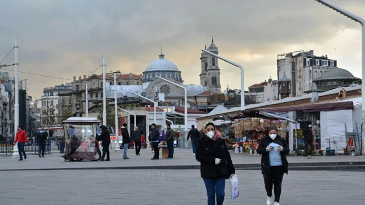 İstanbul\'da pozitif vaka yoğunluğunun yüksek olduğu ilçelerde kısıtlama olabilir