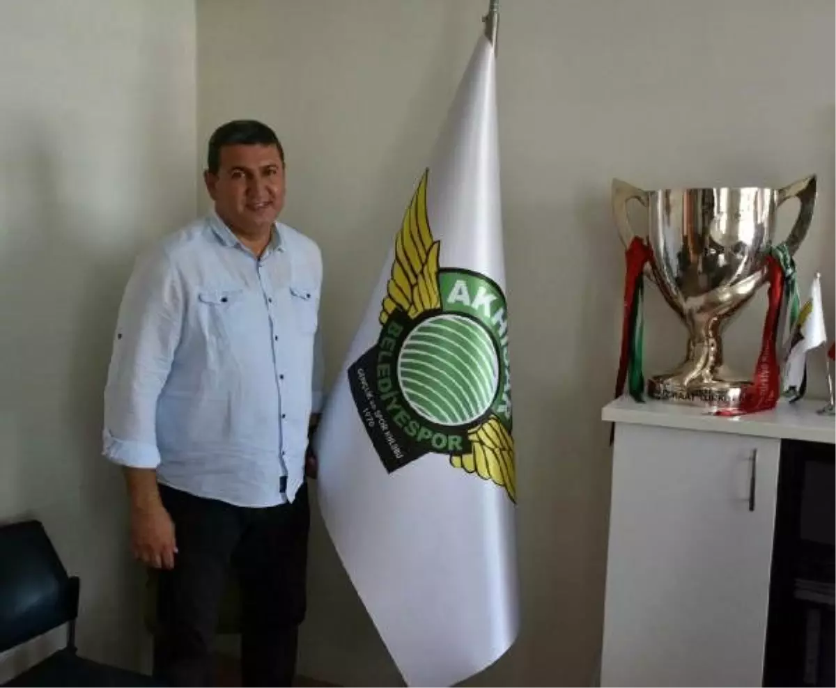 Akhisarspor\'a yeni sportif direktör