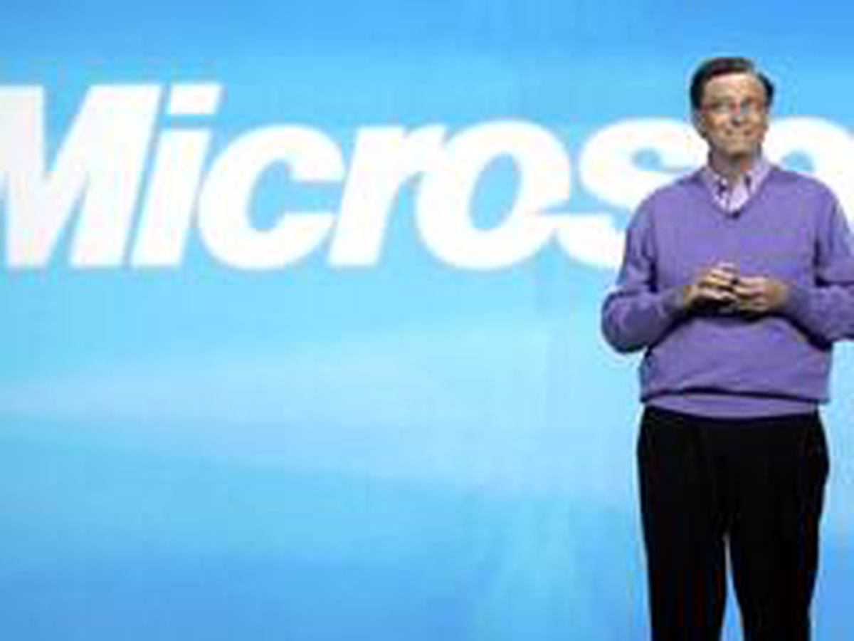 Bill Gates : "Korona salgını bir yıl daha sürebilir"