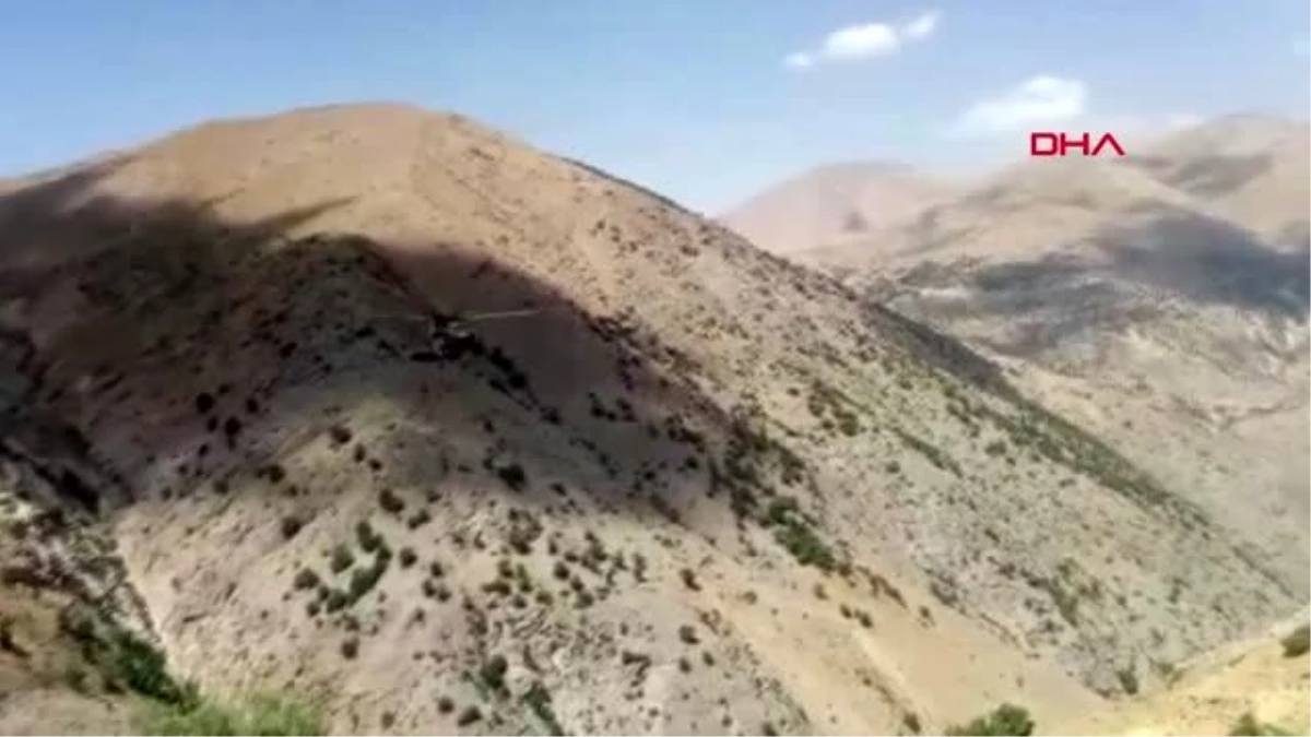 Dağda yaralanıp mahsur kalan piknikçiler askeri helikopterle kurtarıldı