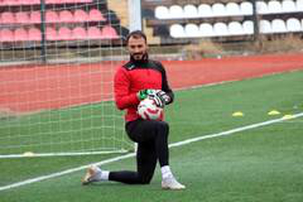 Talasgücü Belediyespor\'dan kaleye takviye