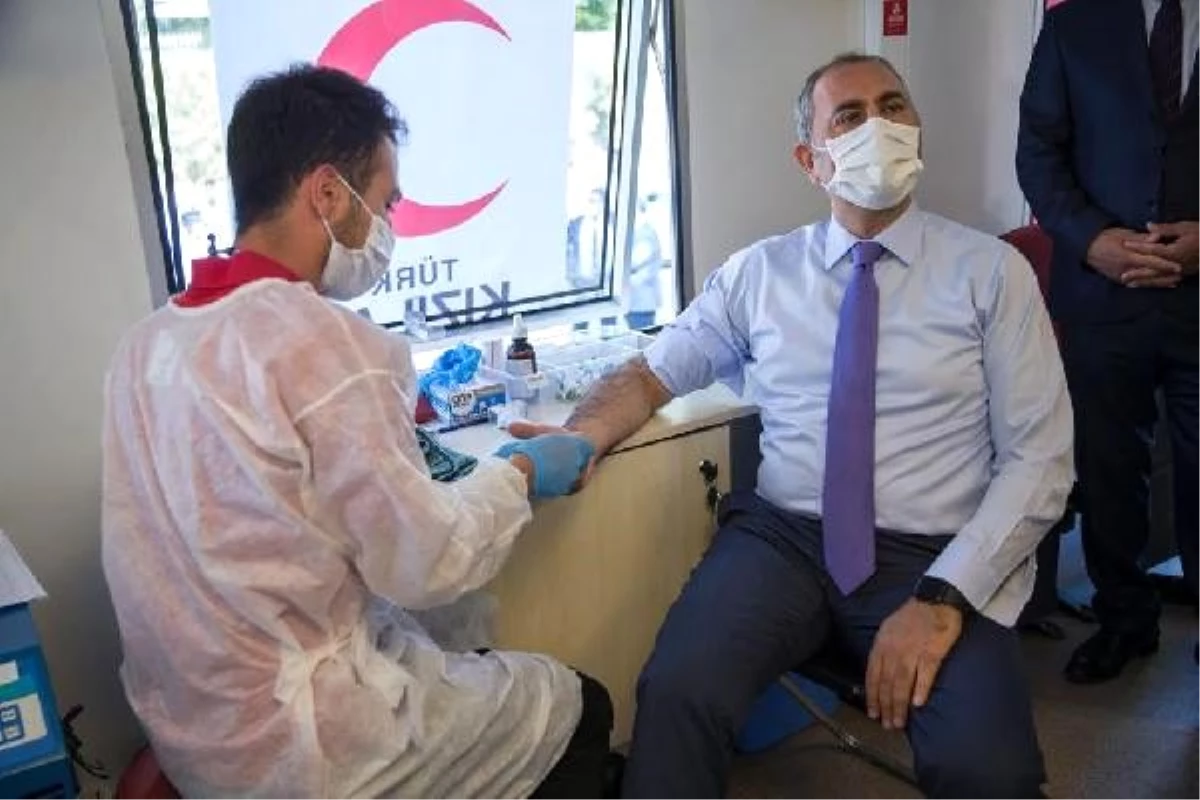 Son dakika! Adalet Bakanı Gül\'den kan bağış kampanyasına destek