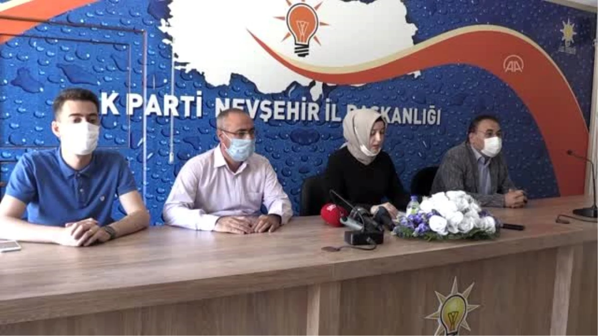 AK Parti\'li kadınlar Abdurrahman Dilipak hakkında suç duyurusunda bulundu